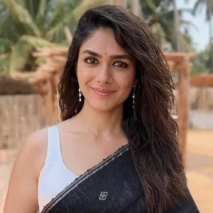 mrunal thakur